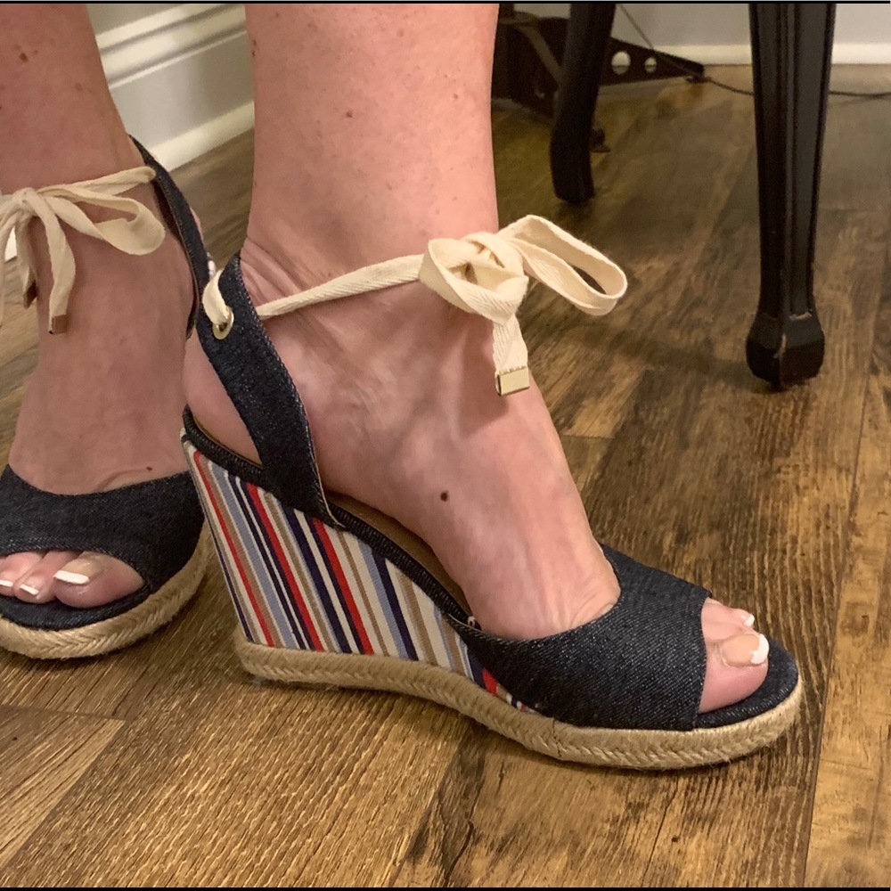 Shoes (wedges)
